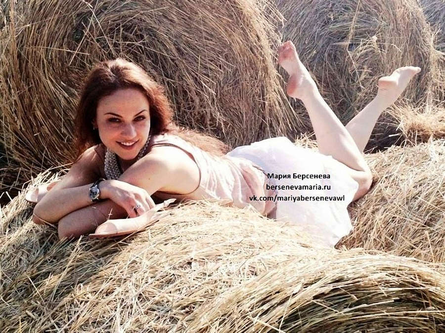 Порно снимки с Марией Берсеневой для любителей уникальных фото
