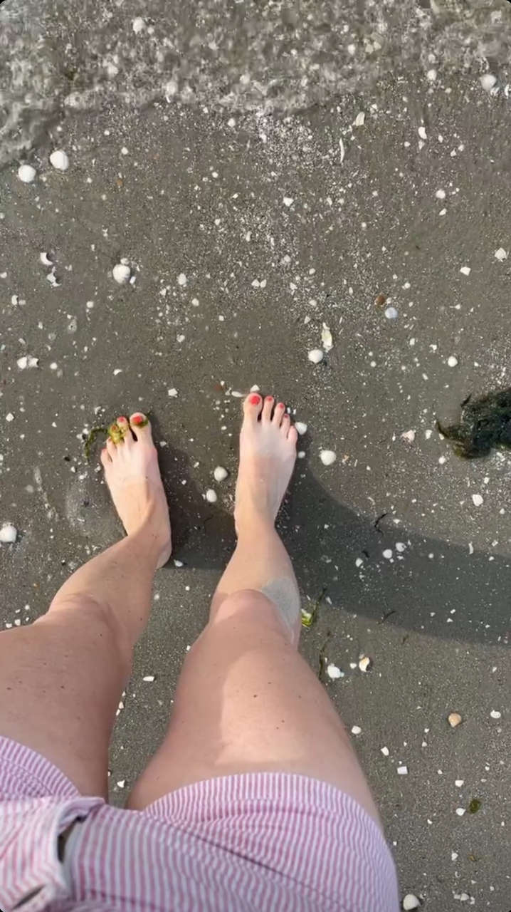 Korinna Kramer Feet