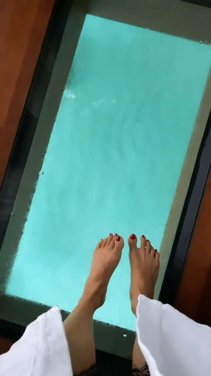 Mouni Roy Feet