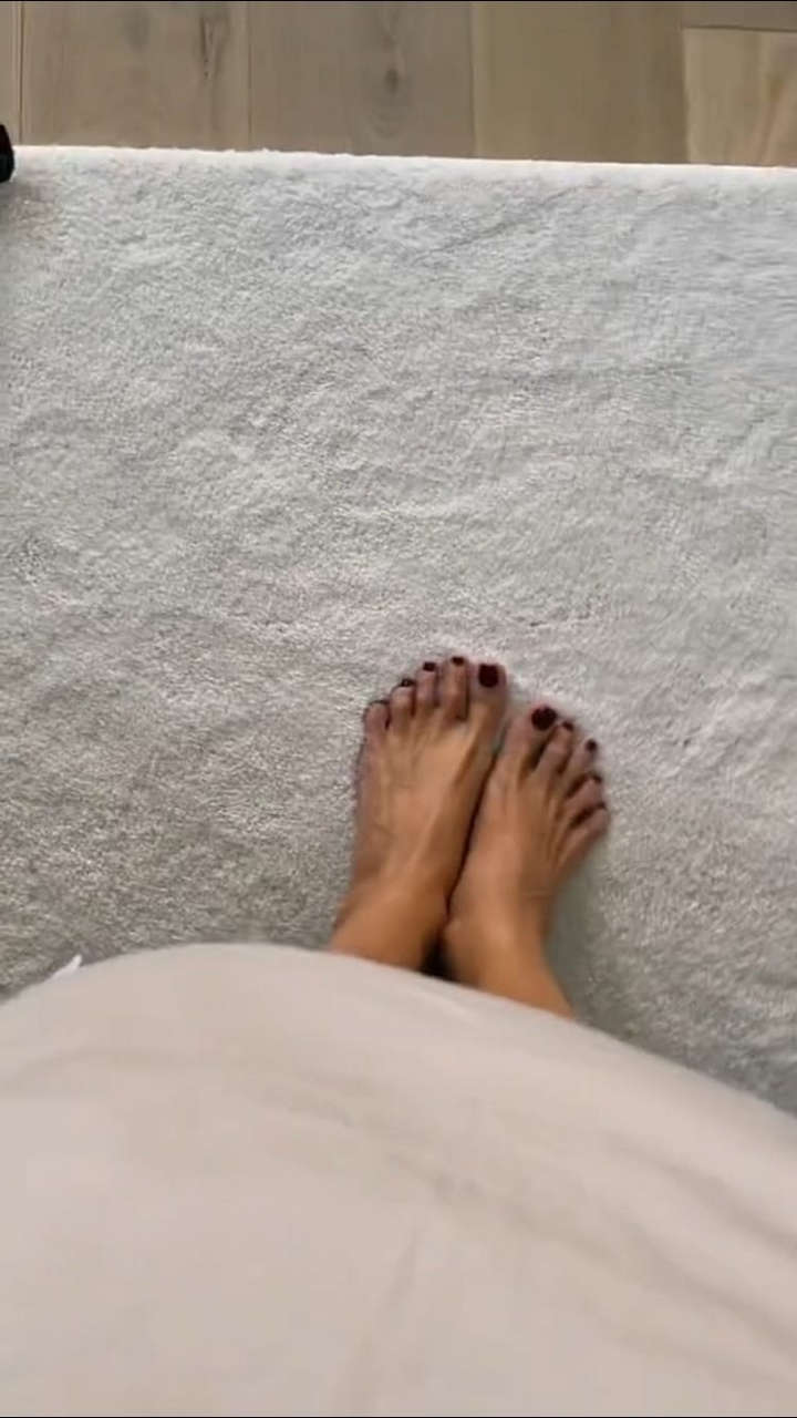 Nastya Kamenskikh Feet