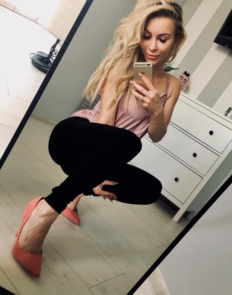 Anna Aleksandrzak Feet