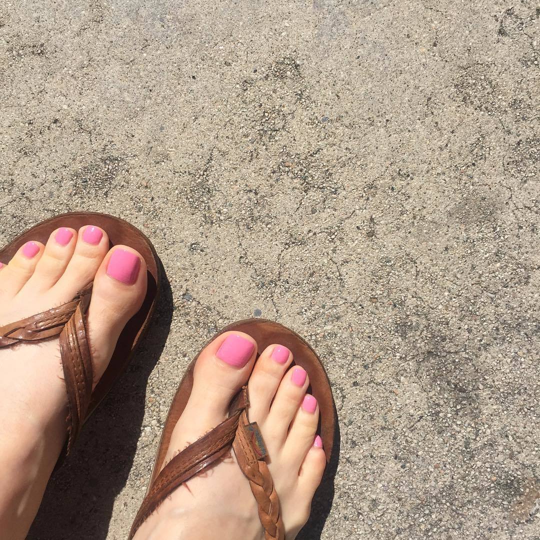 Chloe Godard Feet