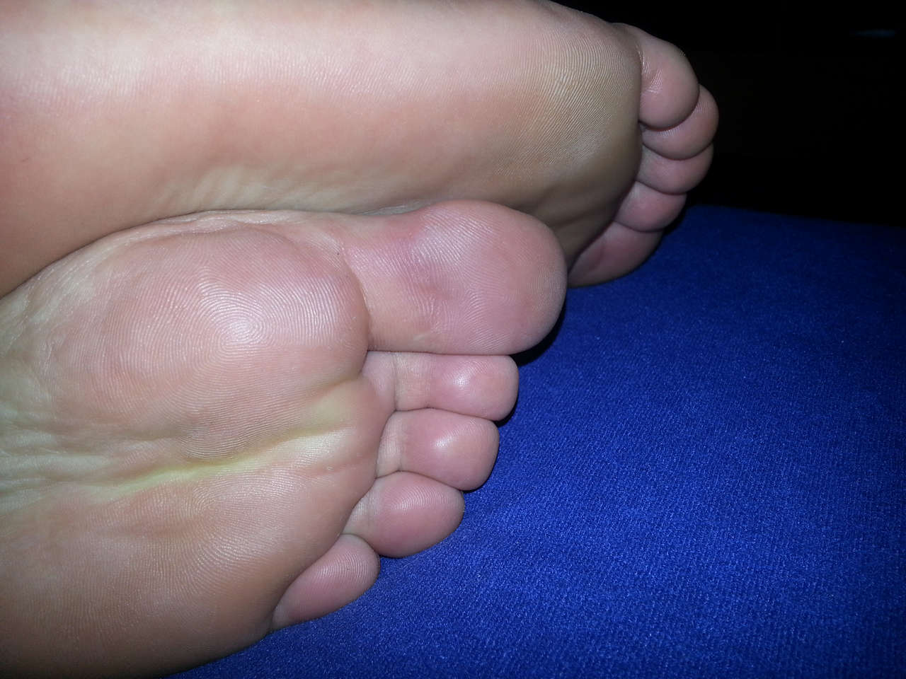 Claudia Albertario Feet