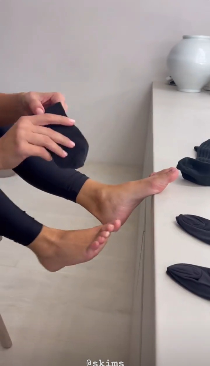 Kim Kardashian Feet