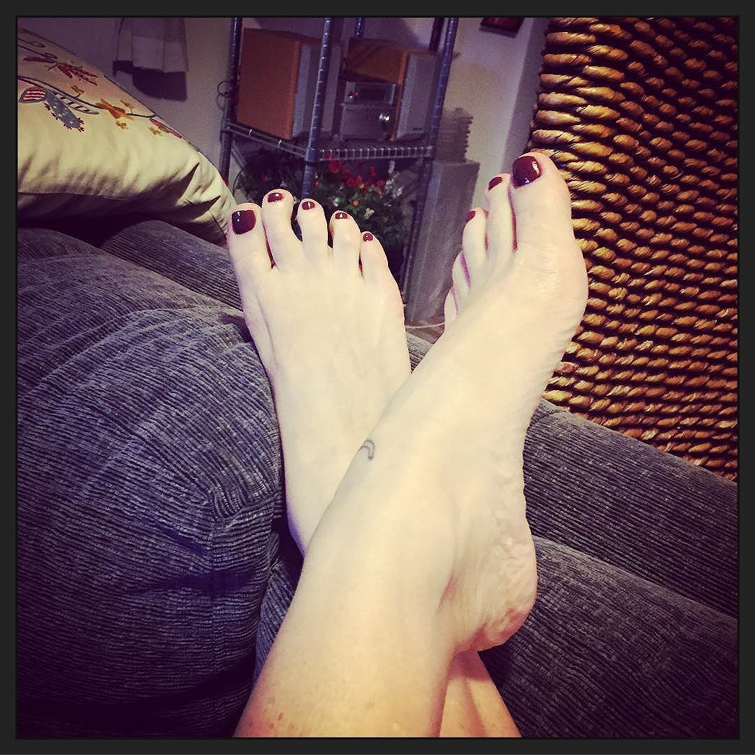 Michela Andreozzi Feet