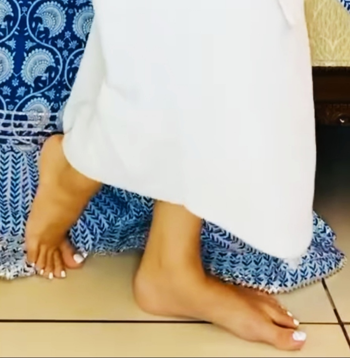 Paavni Kataria Feet