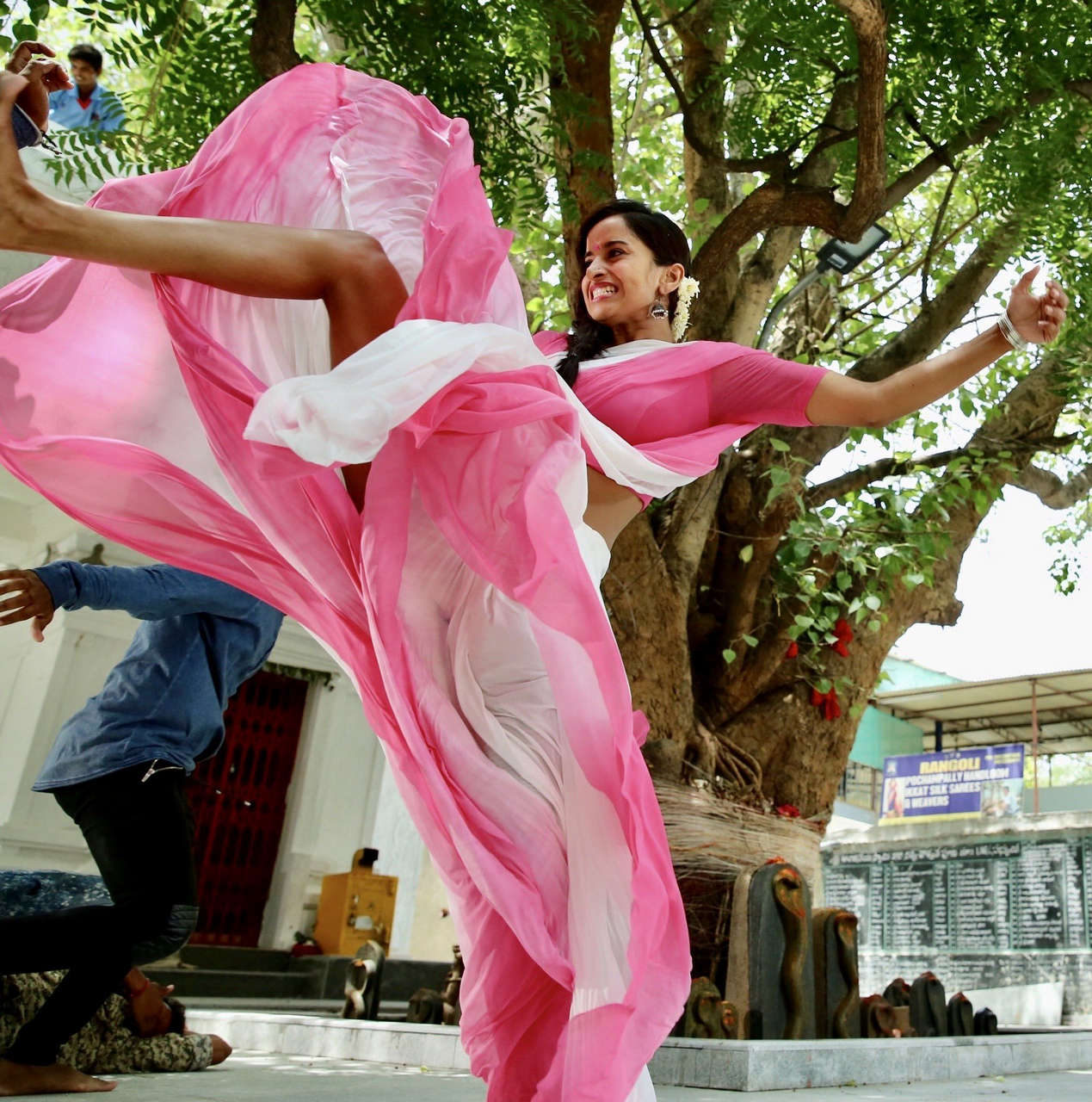 Pooja Bhalekar Feet