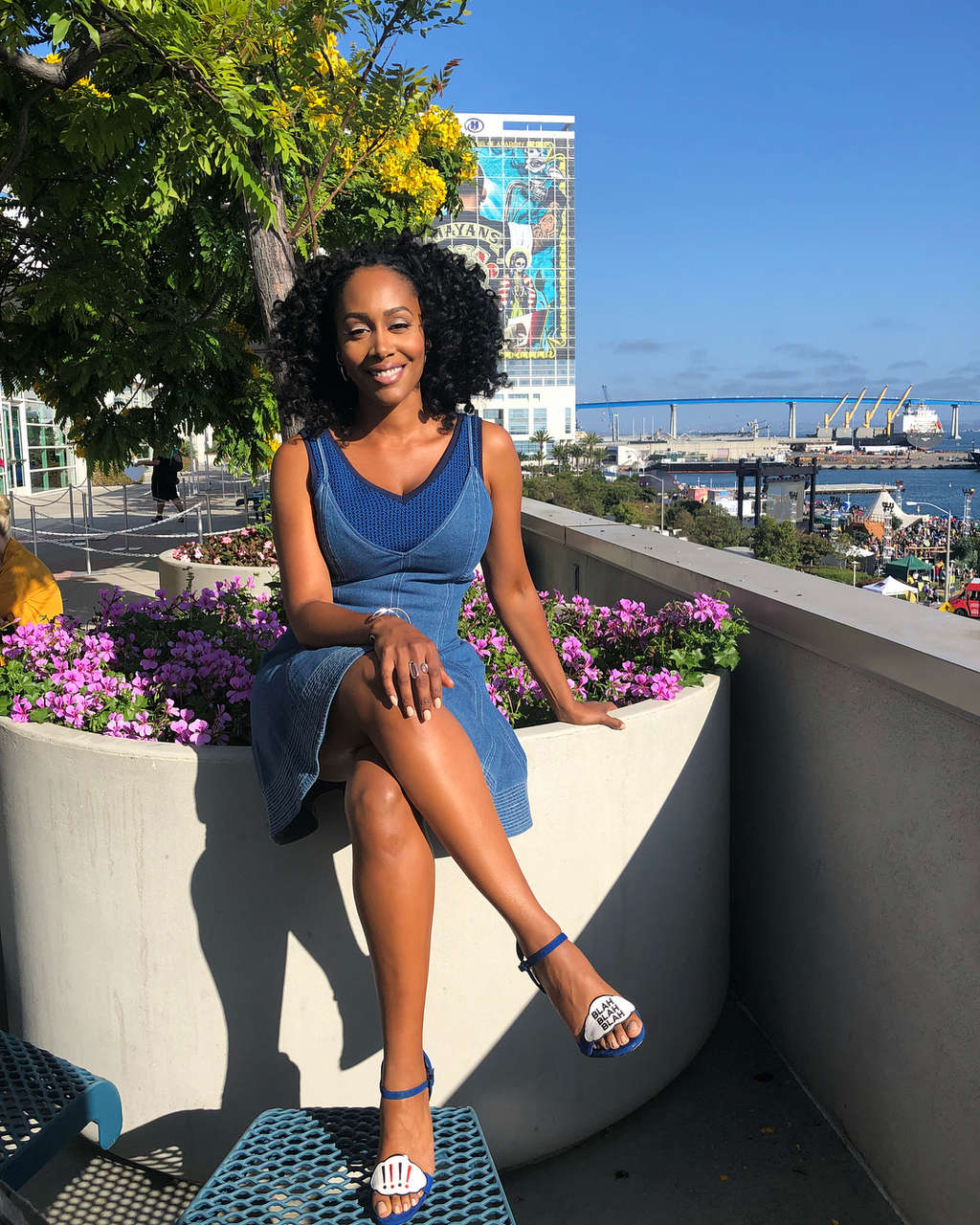 Simone Missick Feet