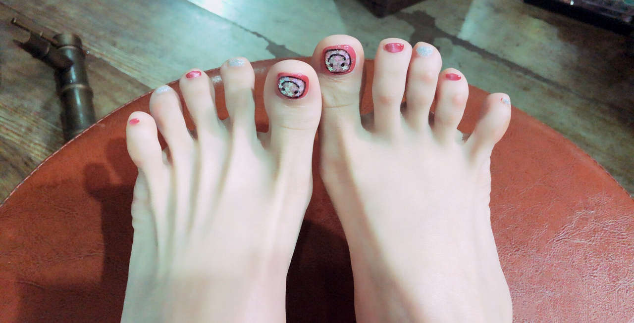 Xiaoqi Ai Feet