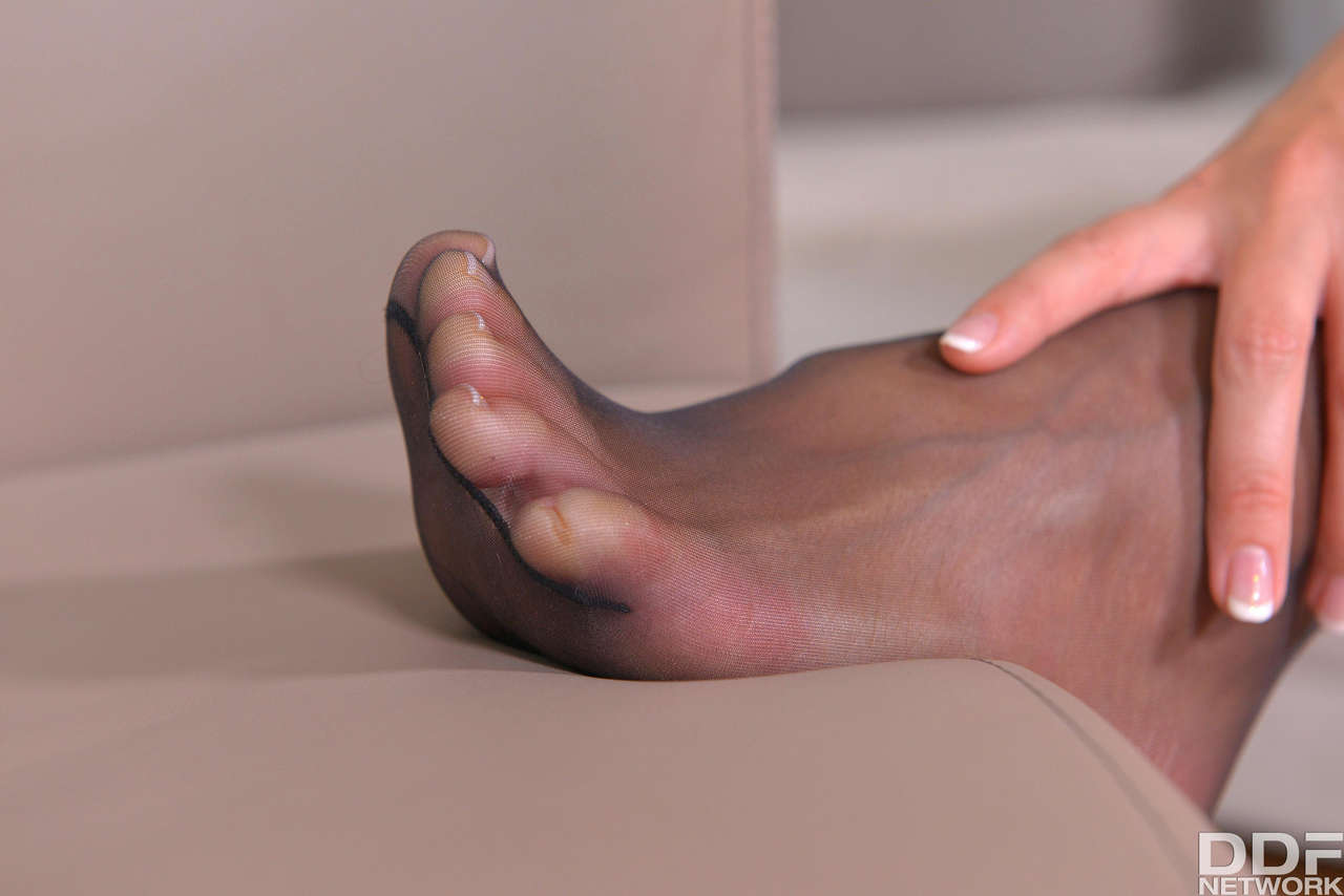 Ani Blackfox Feet