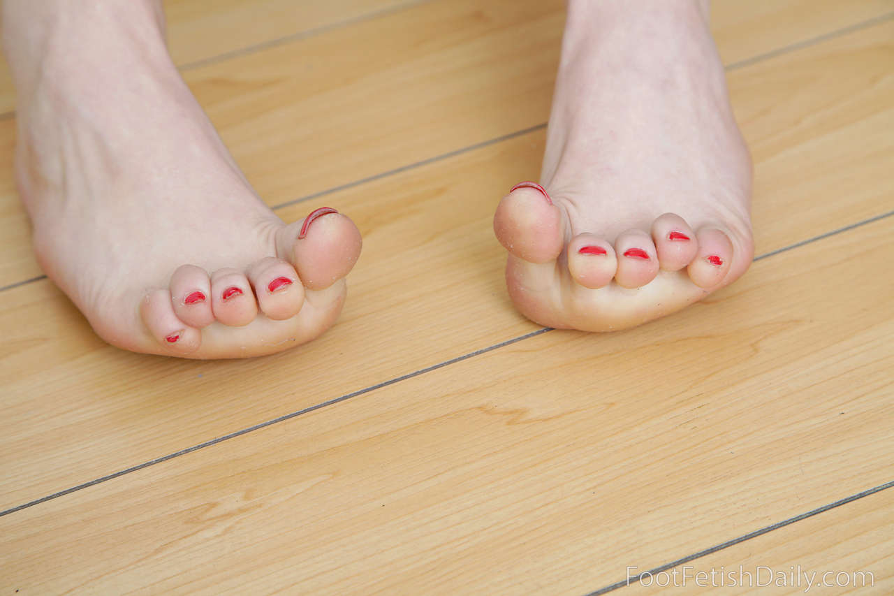 Cassidy Blanc Feet