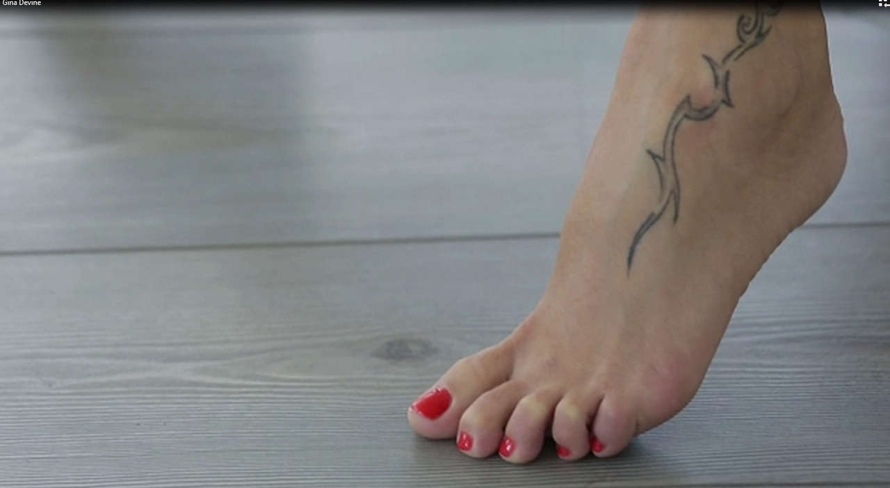 Gina Devine Feet