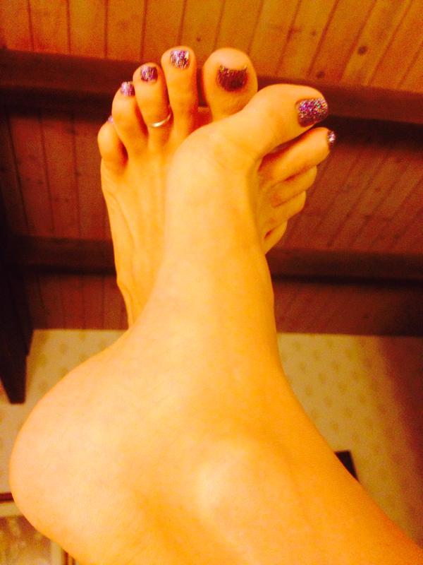Miss Melrose Feet