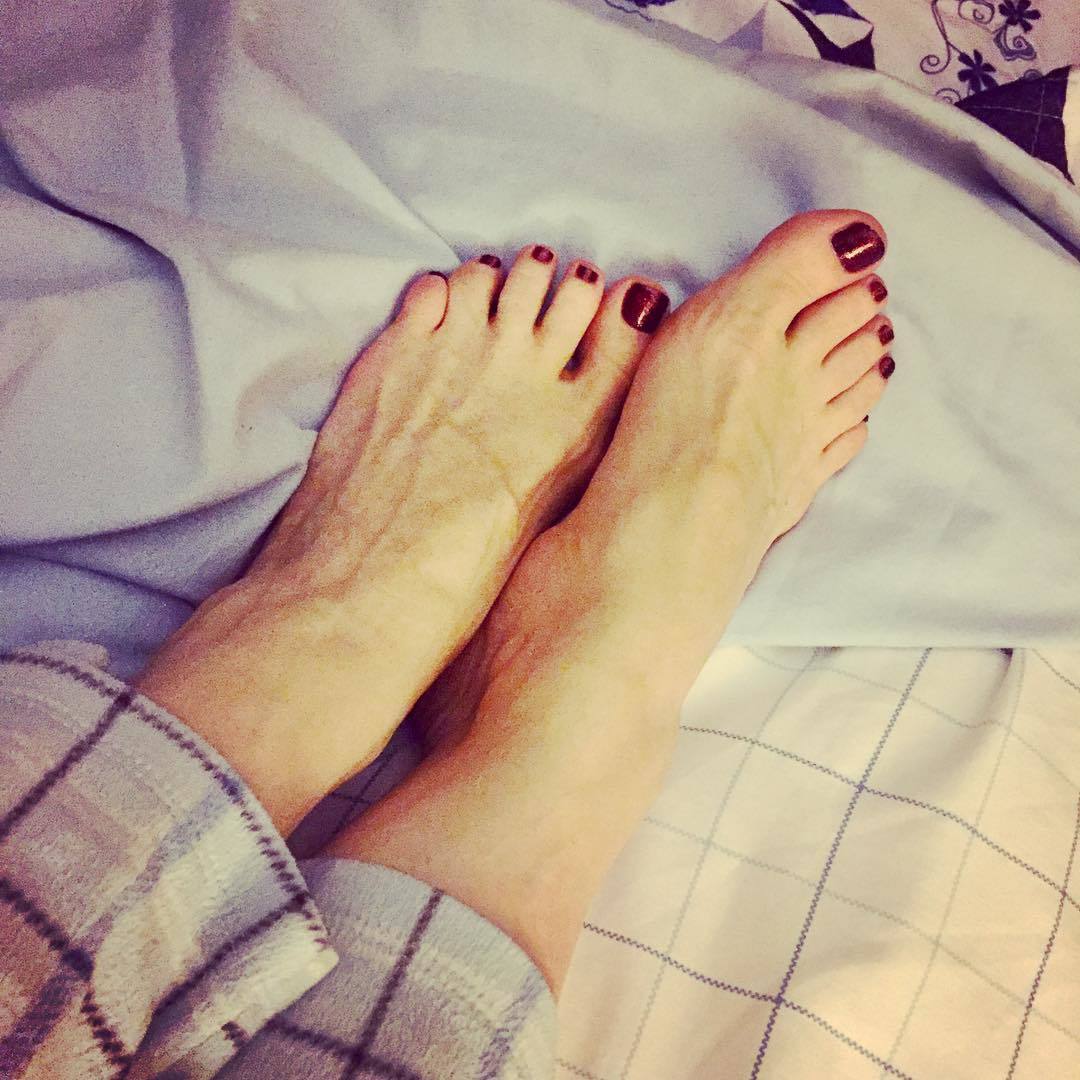 Monique Parent Feet