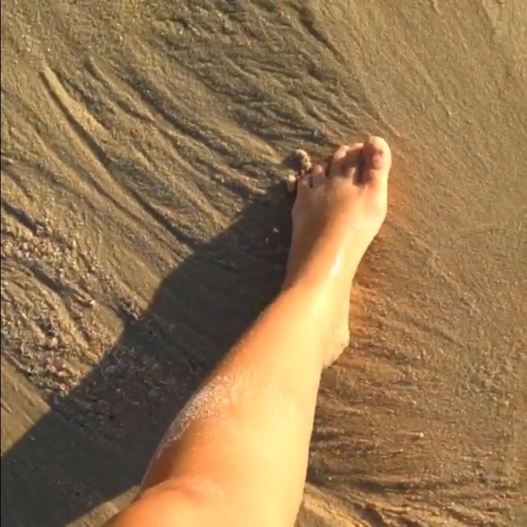 Ana Hikari Feet