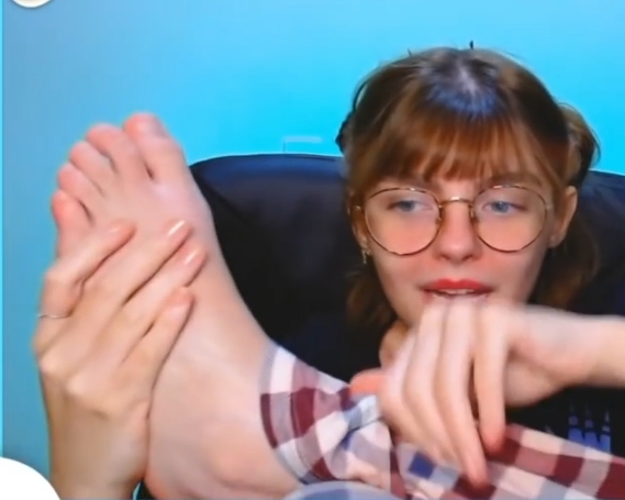 Beatriz Parizotto Feet