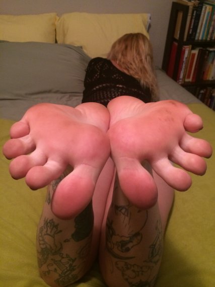 Big Smelly Soles Of Charlotte Jurassicpark Feet