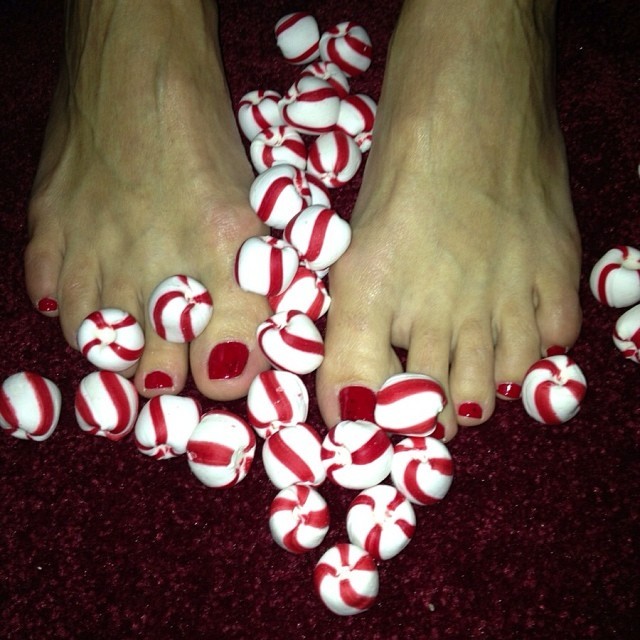 Christmas Candy Toes Dkoff6 Fee
