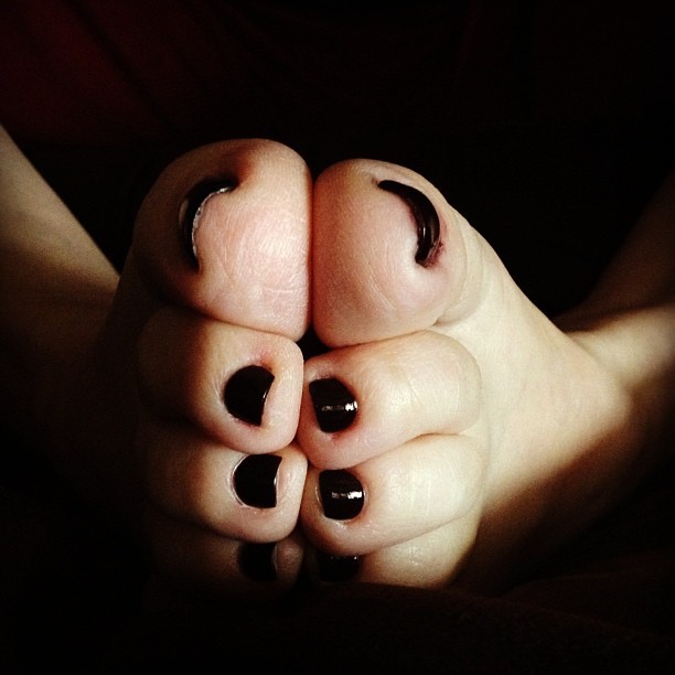 Close Up Of Allisons Sexy Toes Fee