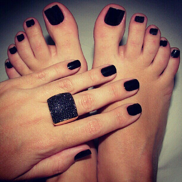Dark Lovely Feet