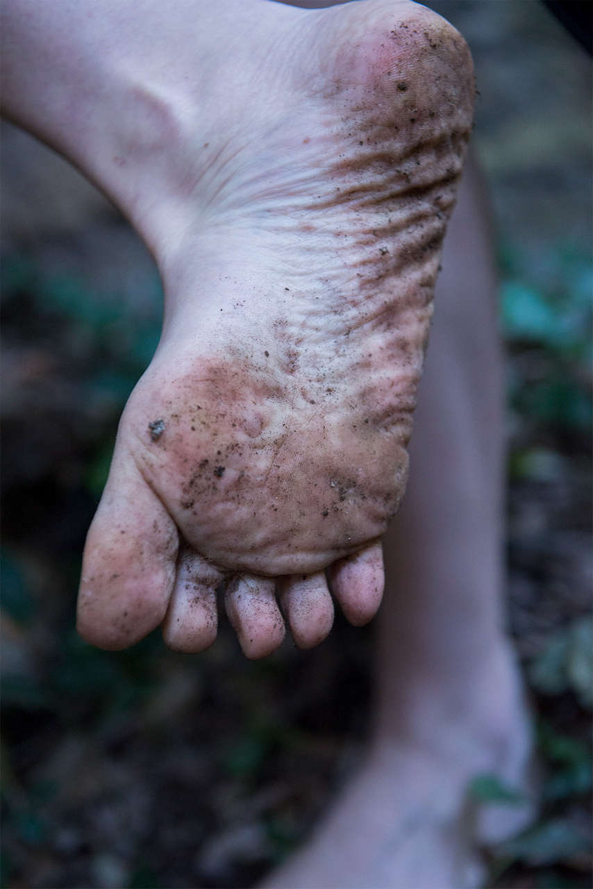 Diana Del Bufalo Feet
