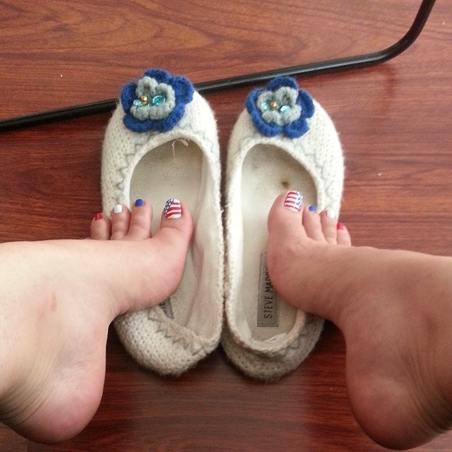 Driving In Slippers With No Ac Makes For Some Hot Fee