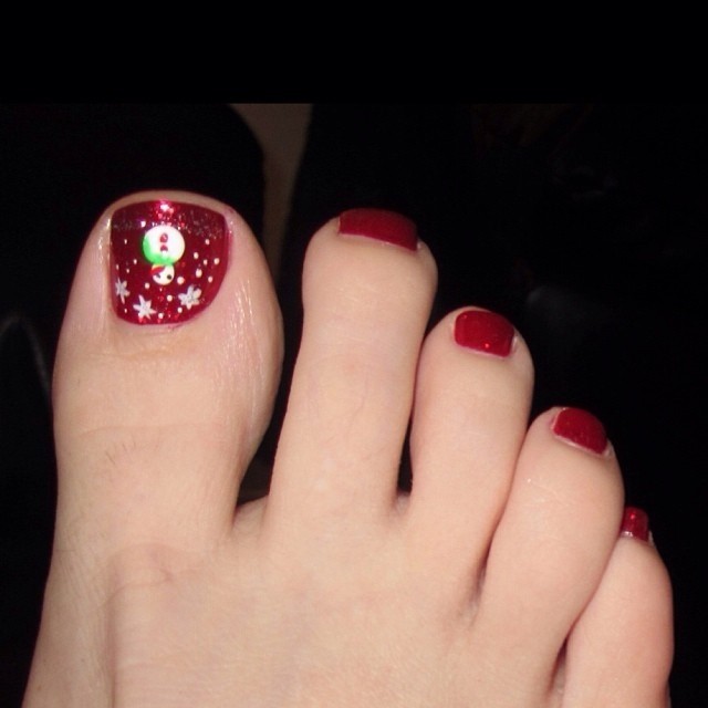 Frosty Toes Merry Christmas Fee