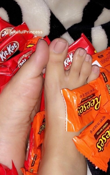 Happy Halloween Feet