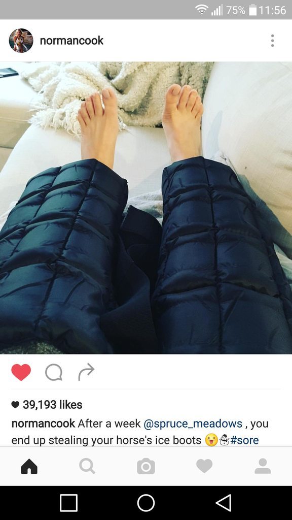 Kaley Cuoco In Her Horses Ice Boots Feet Toes Footfetis