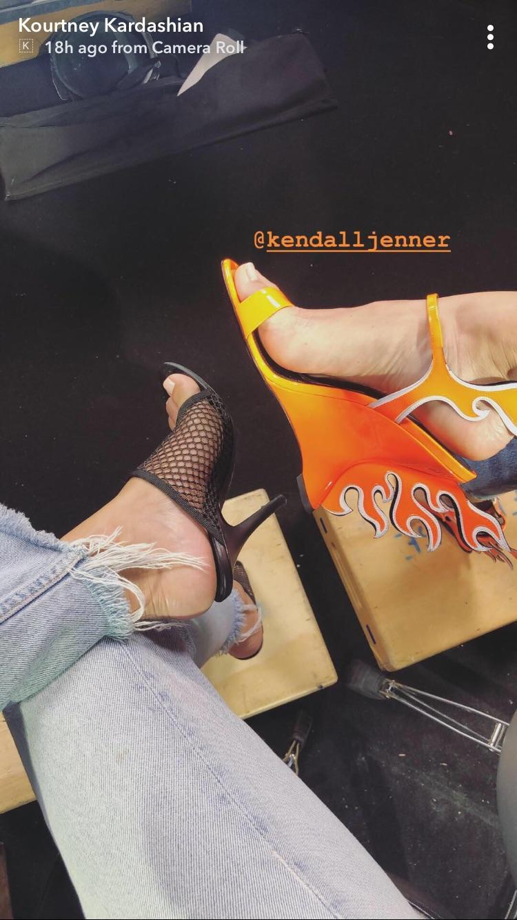 Kourtney And Kendall Feet Toes Footfetis