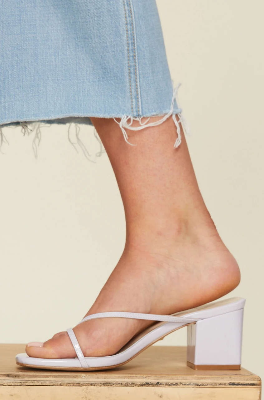 Lauren Searle Feet