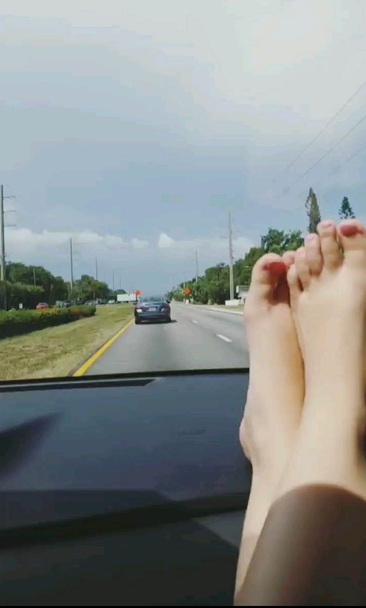 Leticia Navas Feet