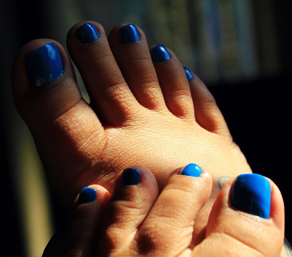 Little Smurf Toes By Atothena Feet