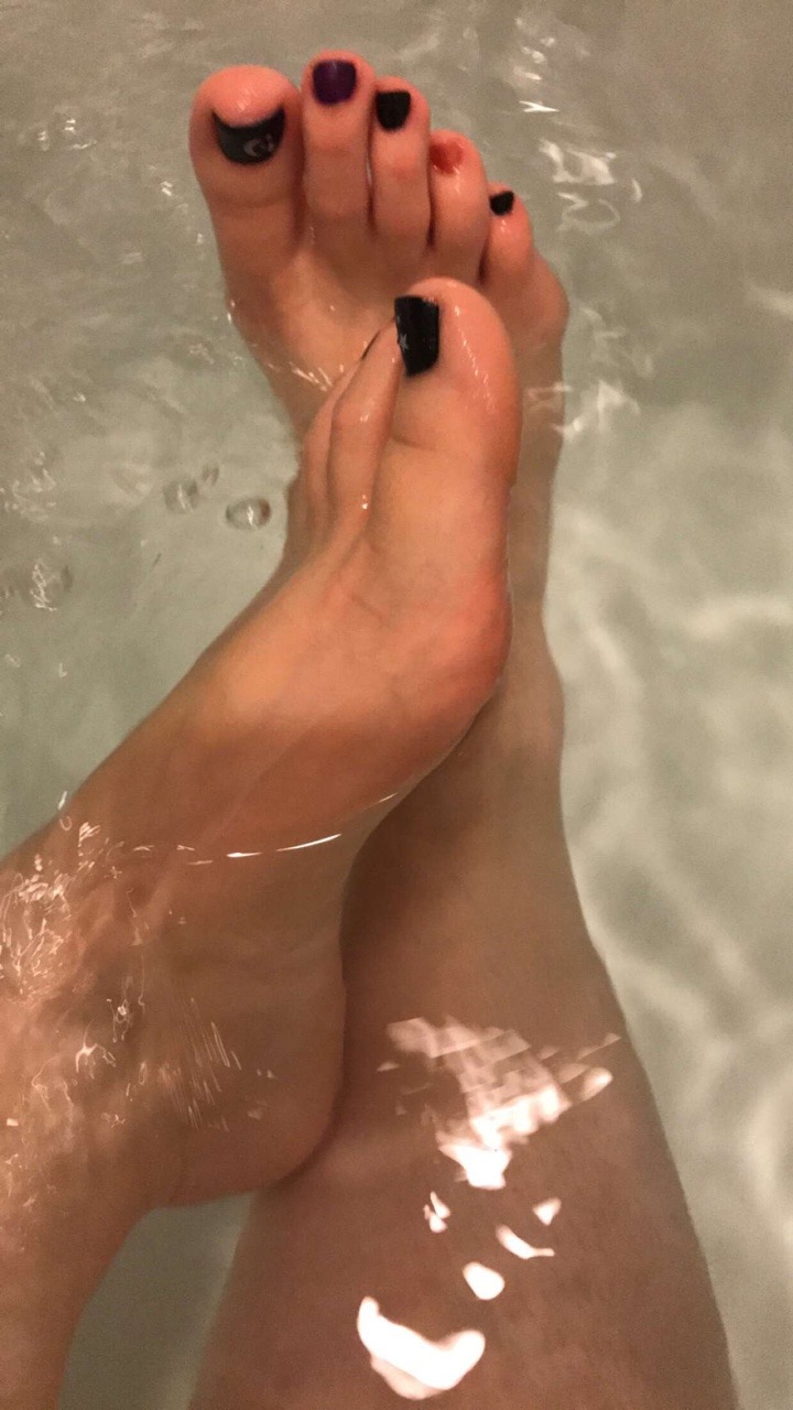 Long Soaking Wet Sexy Toes Just Waiting For Your Fee