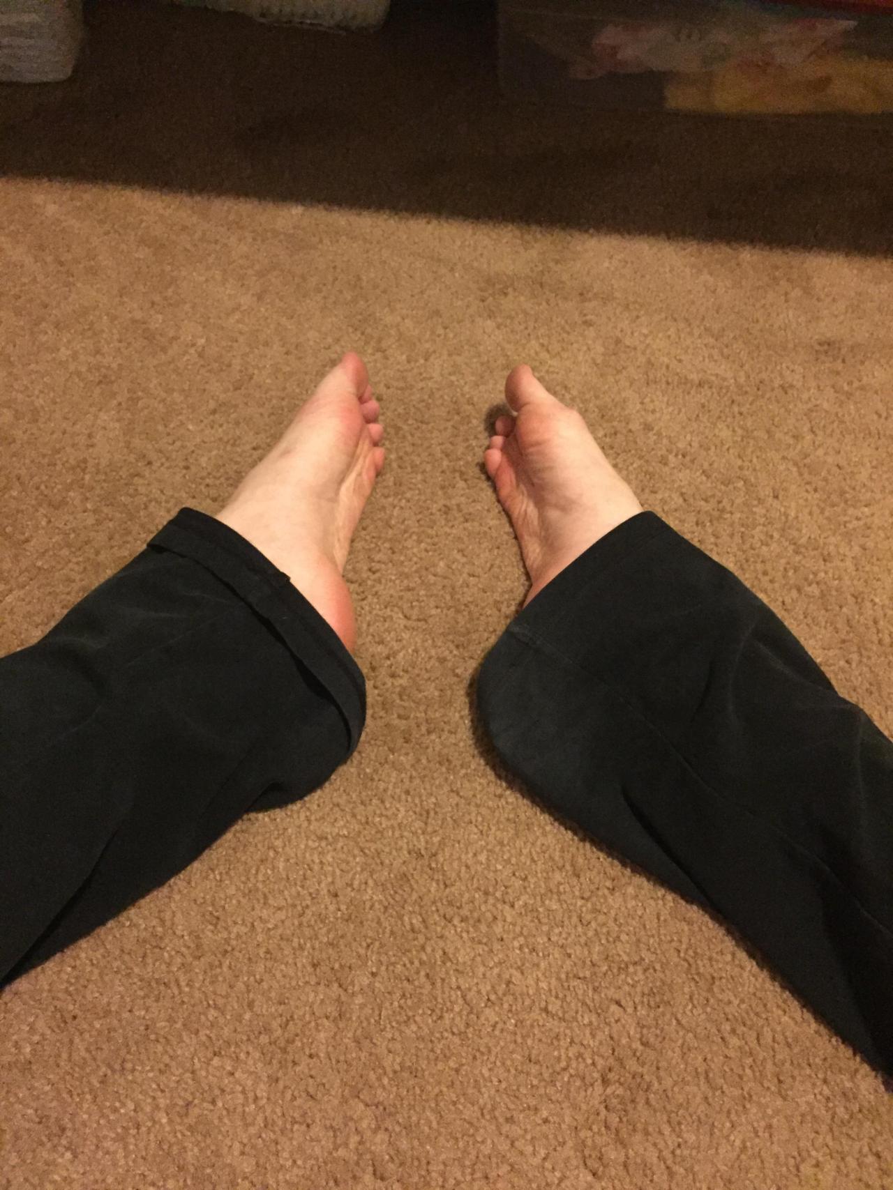 Loving My Yoga Pants F Feet Toes Footfetis