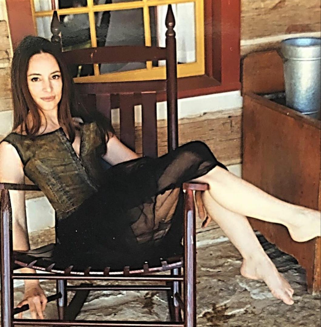 Madeleine Stowe Fee