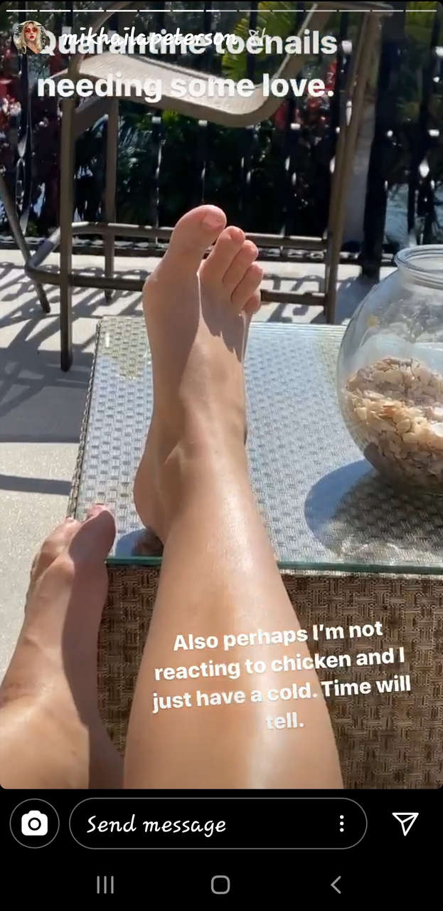 Mikhaila Peterson Feet