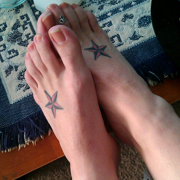 Mommie Ds Naked Toes Finally Free Of Socks And Fee