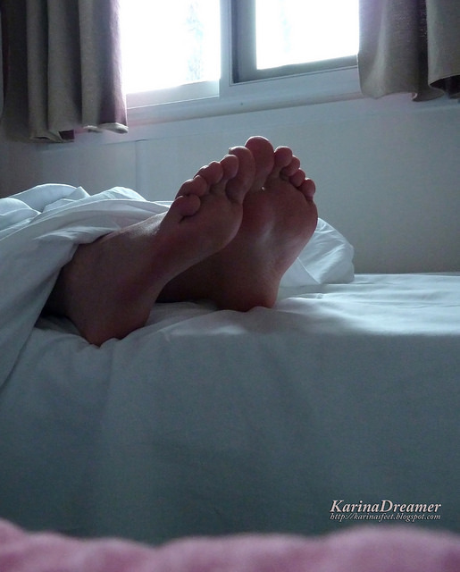 My Feet In The Bed By Karinadreame
