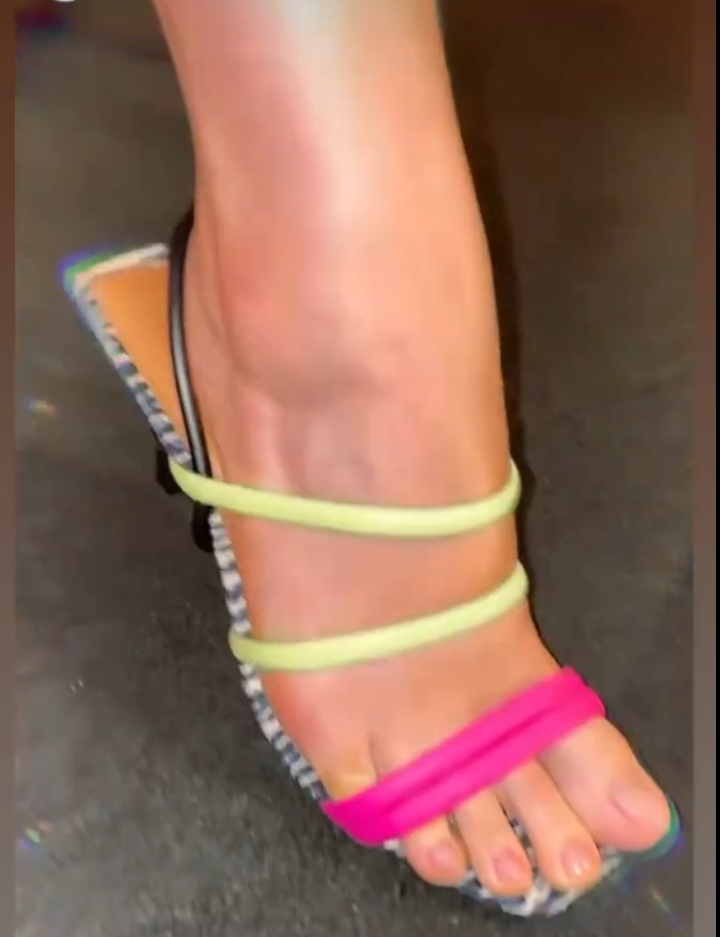 Naiara Azevedo Feet