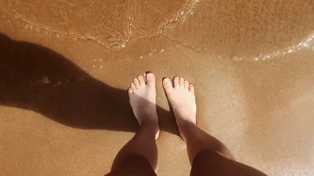 Naomi Adachi Feet