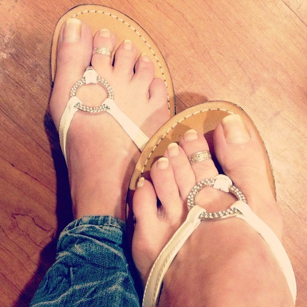 New Sandals Love Summer Is Fee