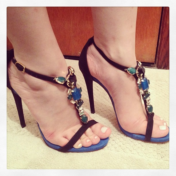 Sandal Of The Day Inaiarinha Fee