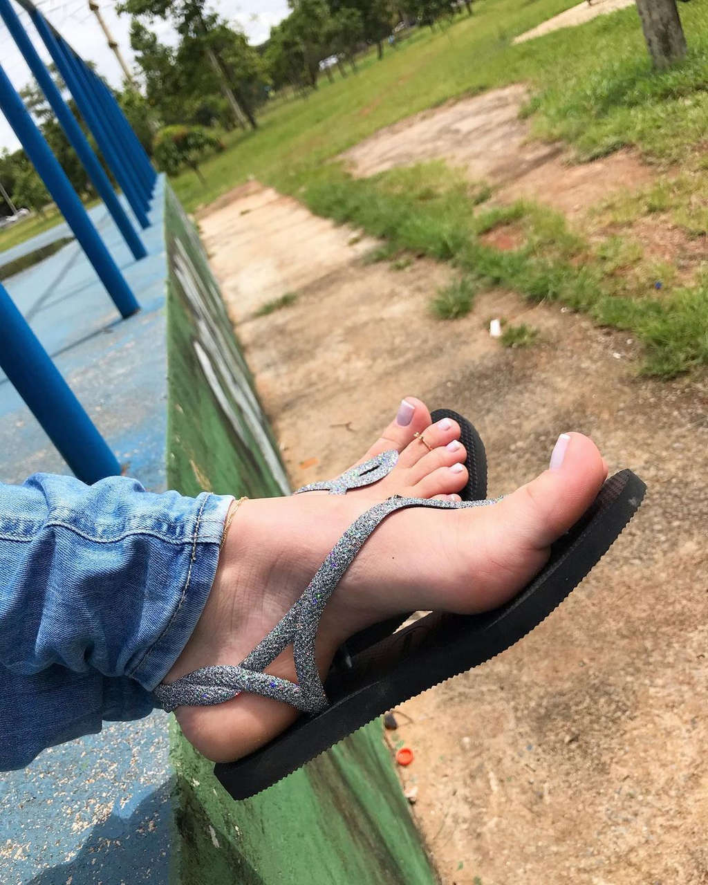 Sandalsandspankings Pretty Feet In Unique Fli