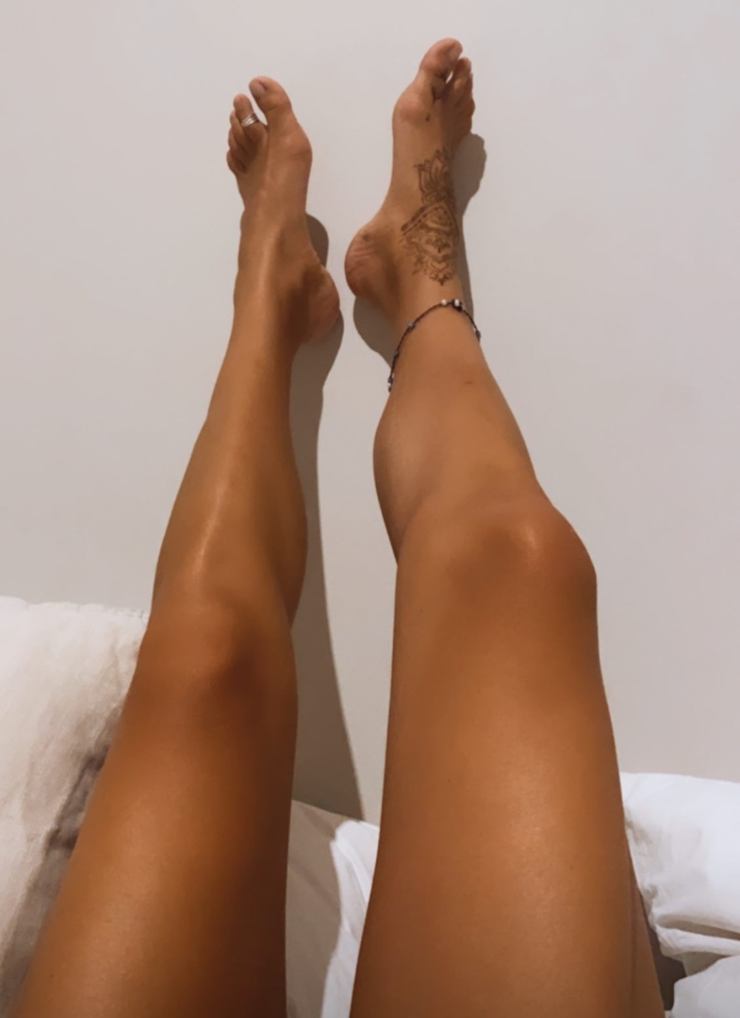 Sofia Ellar Feet