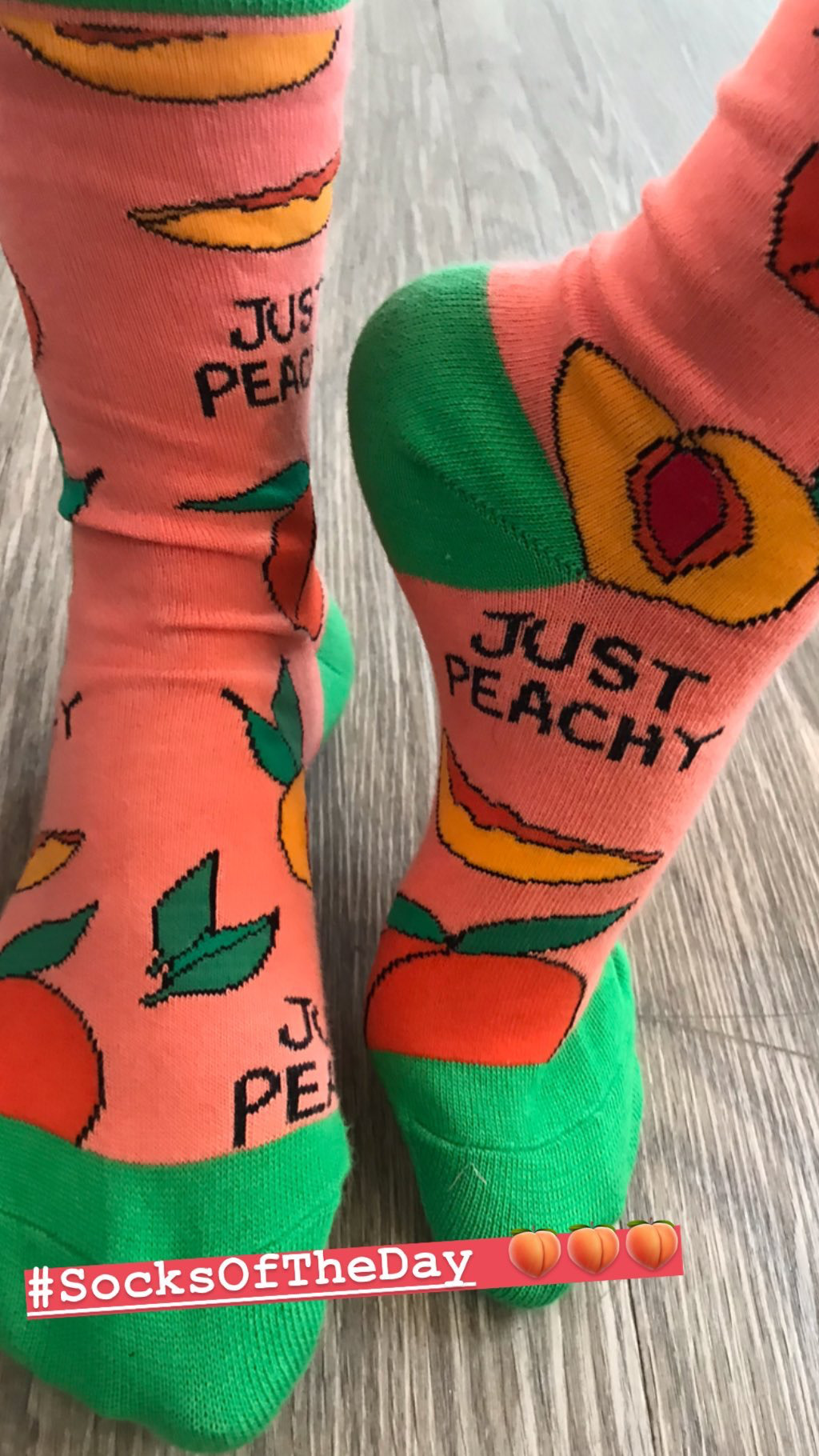 Victoria Justices Socks Feet Toes Footfetis