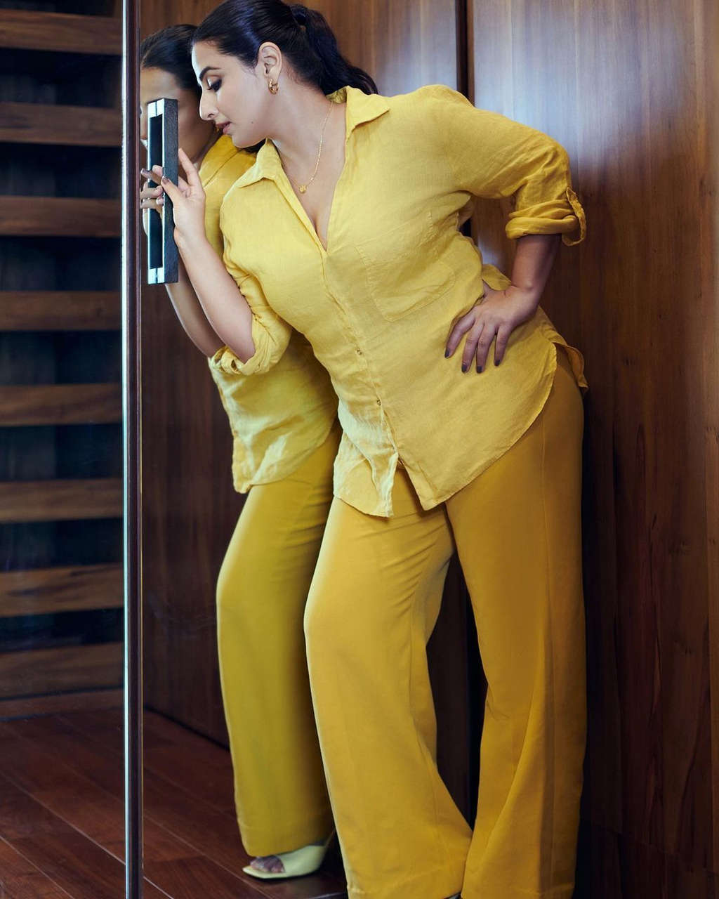 Vidya Balan Feet