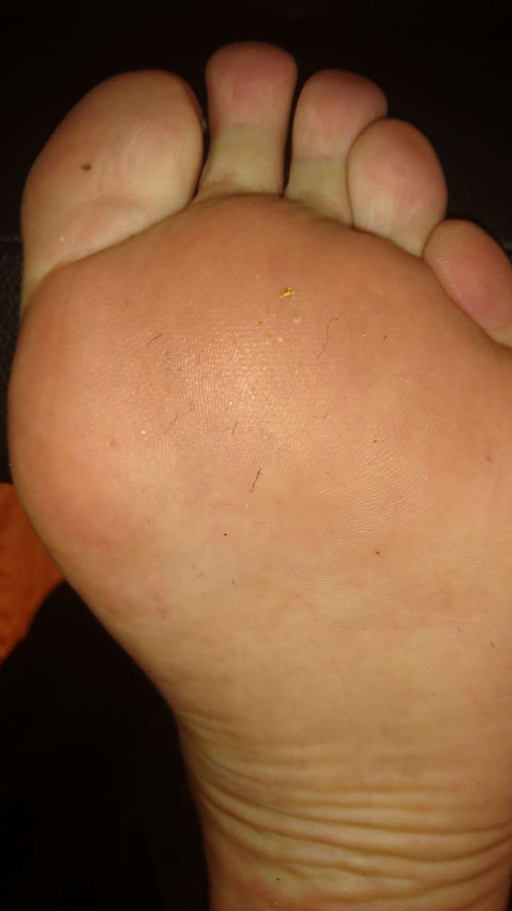 Who Want Lick That Sweaty Soles Fee