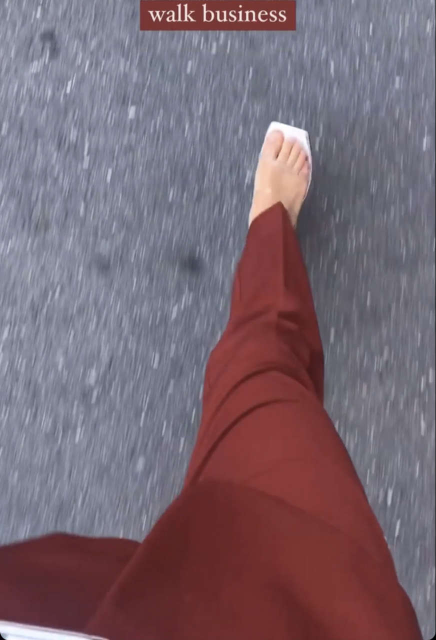 Yael Meier Feet