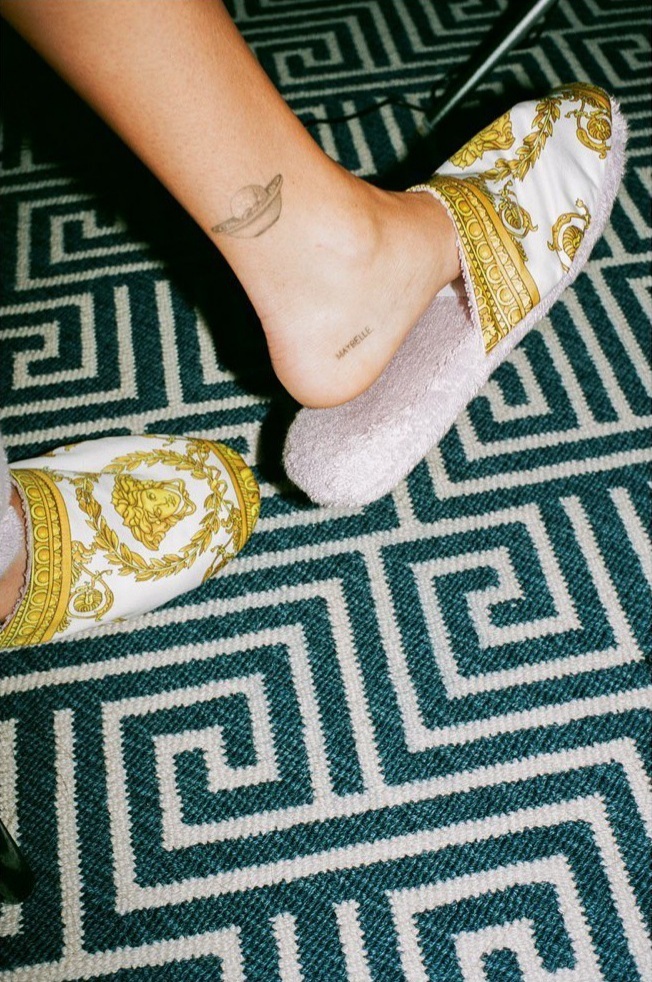 Zoey Deutch Feet